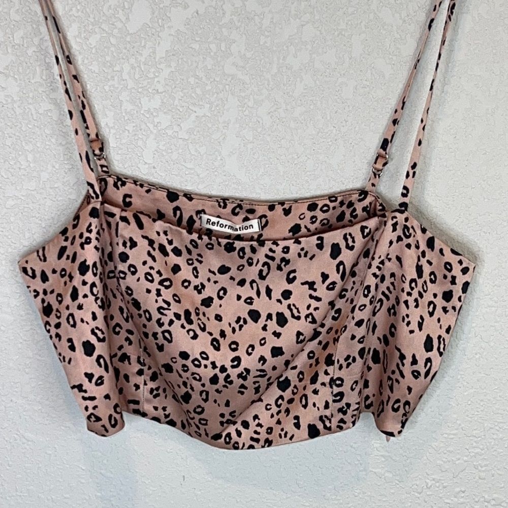 Reformation Pete Cheetah Silk Crop Top Size 4 - Picture 2 of 11